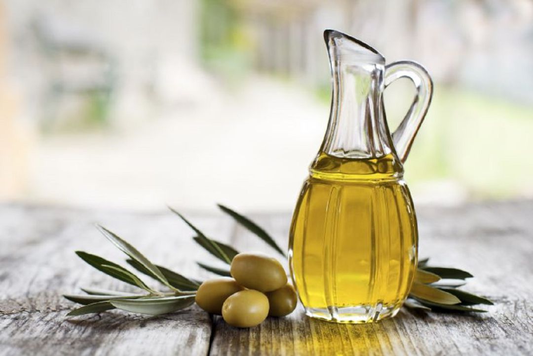 El sector del aceite entiende que la solución no solo pasa por el almacenamiento privado El sector del aceite entiende que la solución no solo pasa por el almacenamiento privado