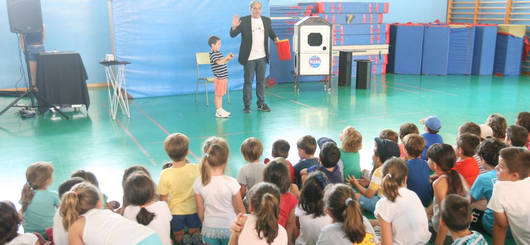 También habrá magia, títeres, excursiones y hasta una exhibición de animales exóticos También habrá magia, títeres, excursiones y hasta una exhibición de animales exóticos