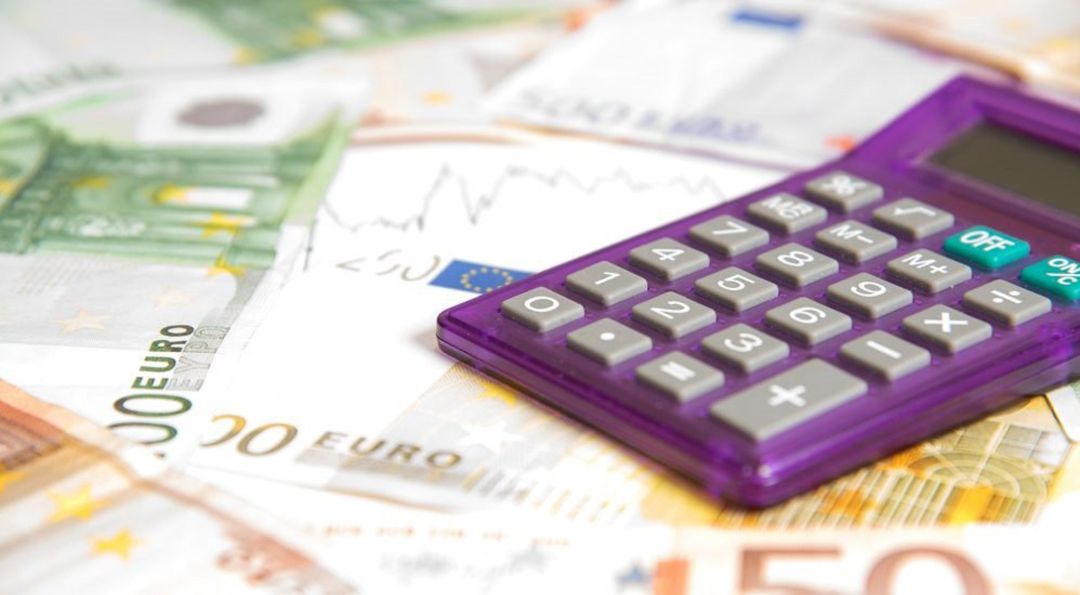 El Consell pagará más de 56.000 facturas por importe de 742 millones en julio con el FLA extraordinario El Consell pagará más de 56.000 facturas por importe de 742 millones en julio con el FLA extraordinario