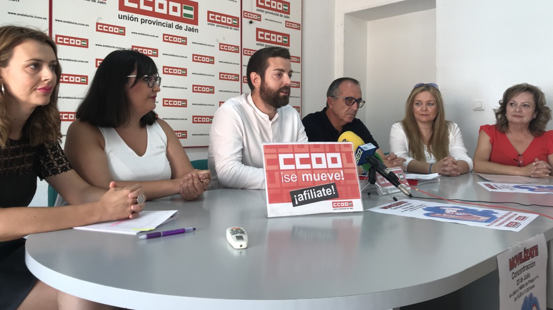 CCOO exige a UGT que no firme el convenio de las clínicas privadas