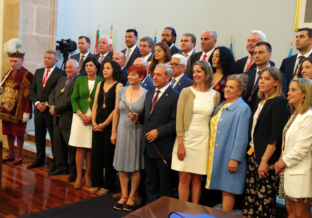 Tomé investido presidente de la Diputación de Lugo, con el respaldo del BNG