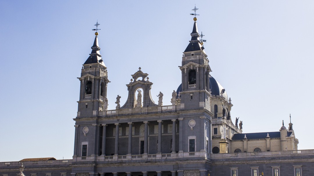 Las leyendas de la Almudena