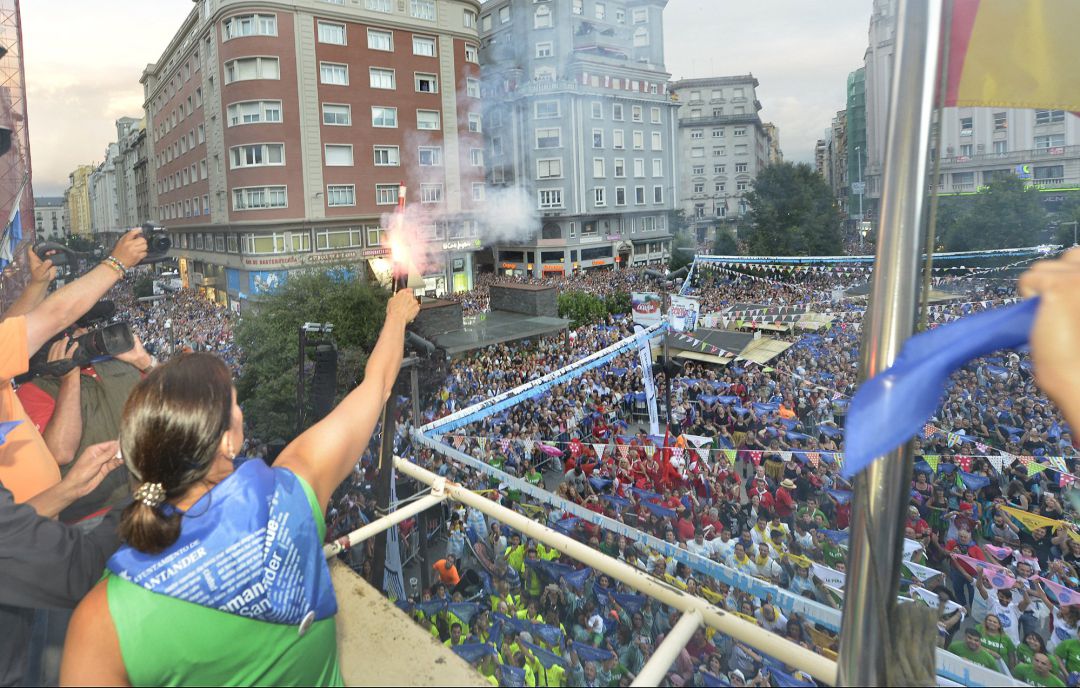 Lanzamiento del chupinazo de la Semana Grande de Santander en 2018 Lanzamiento del chupinazo de la Semana Grande de Santander en 2018