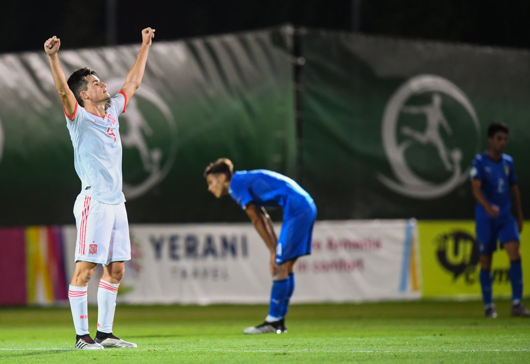 Hugo Guillamón celebra el pase a semifinales ante la decepción de los italianos Hugo Guillamón celebra el pase a semifinales ante la decepción de los italianos