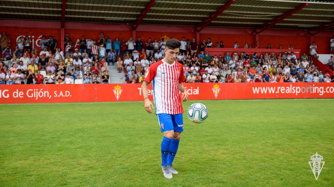 Manu García: "Con mi vuelta al Sporting cumplo un sueño"
