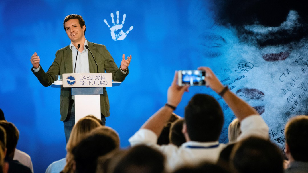 Casado habla de "simulación de novedad" y teme que la investidura se cierre de "mala manera"