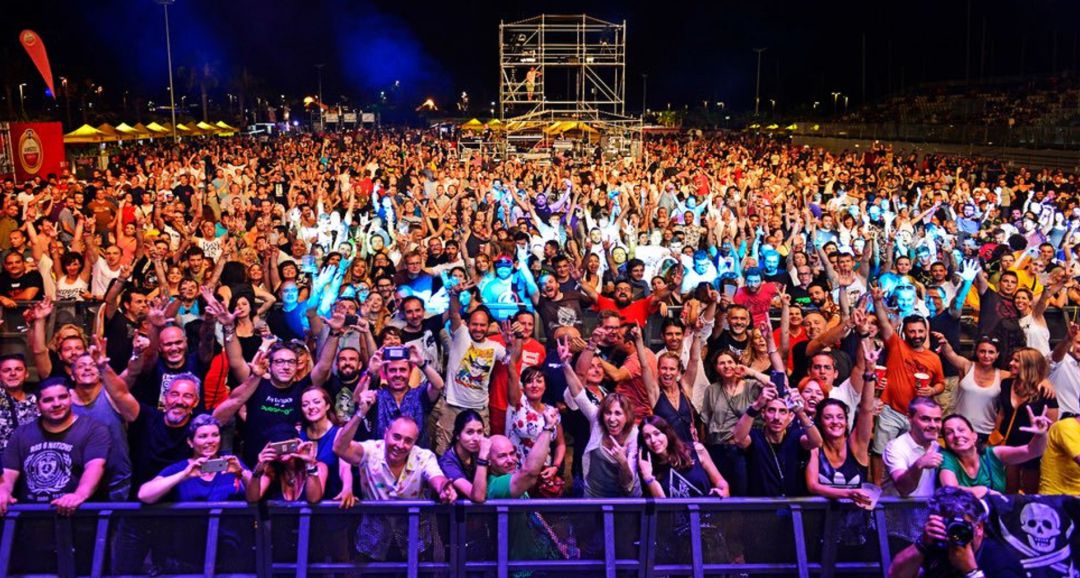 Entre 7.000 y 8.000 personas disfrutan del 4Ever Valencia Fest Entre 7.000 y 8.000 personas disfrutan del 4Ever Valencia Fest
