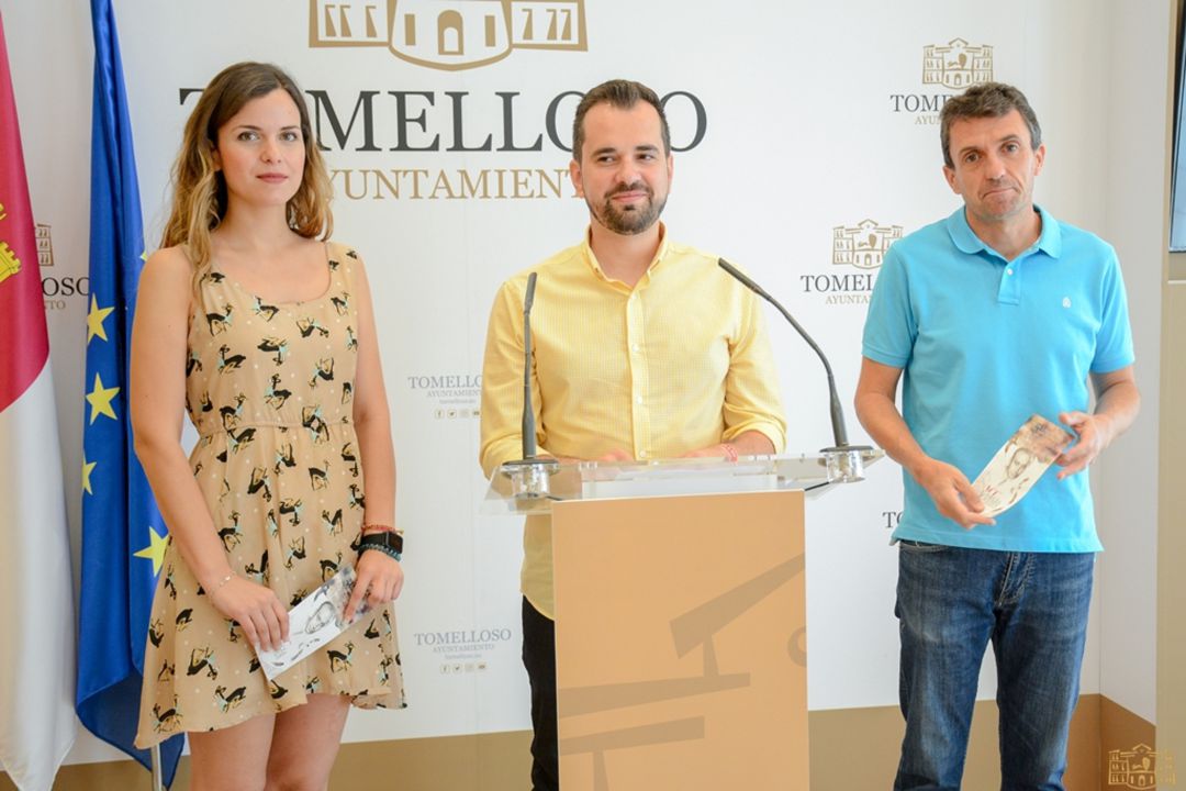Tomelloso crea la Ruta Literaria de Francisco García Pavón Tomelloso crea la Ruta Literaria de Francisco García Pavón