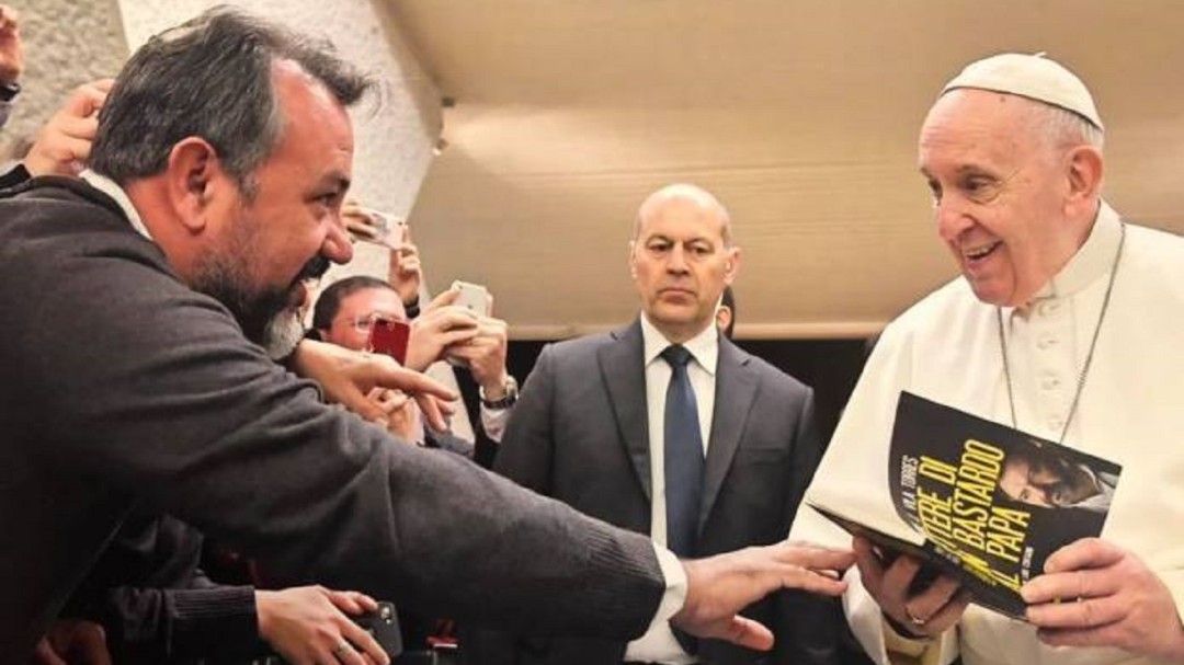 Las cartas de un bastardo al Papa