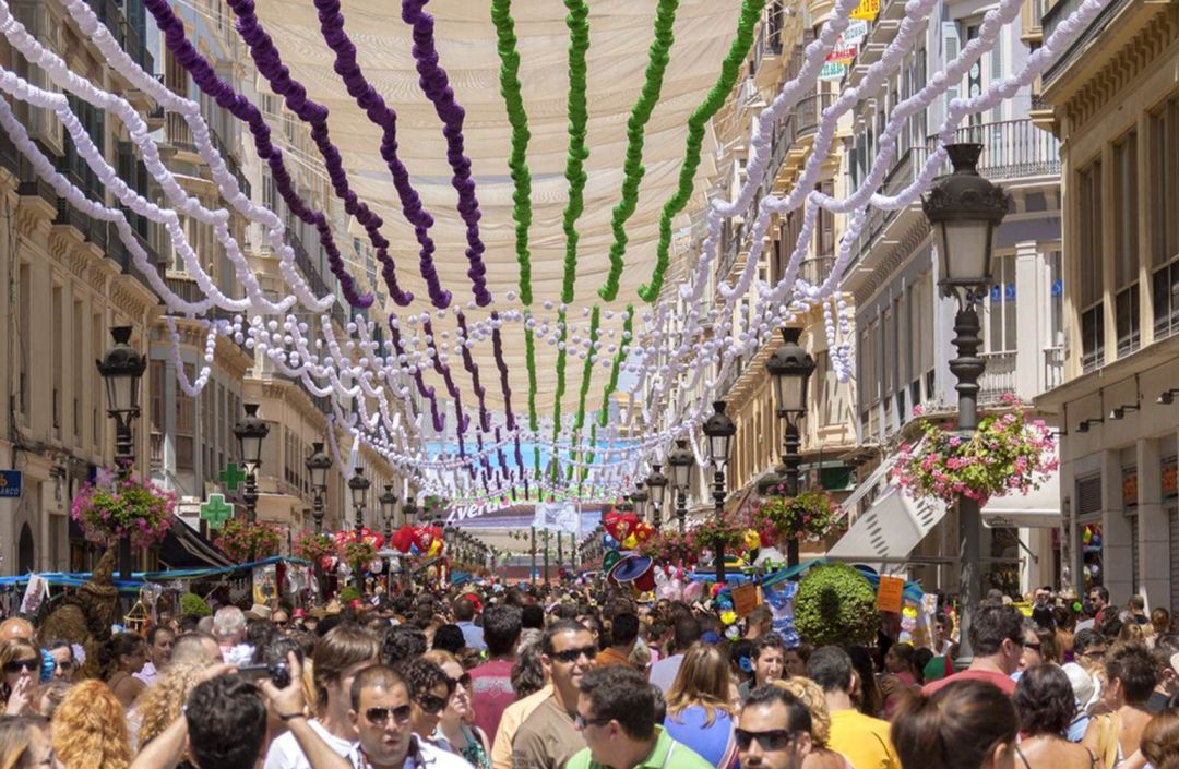 Comercio sacará las bombonas y las freidoras de los puestos de calle Larios durante la Feria: Comercio sacará las bombonas y las freidoras de los puestos de calle Larios durante la Feria Comercio sacará las bombonas y las freidoras de los puestos de calle Larios durante la Feria: Comercio sacará las bombonas y las freidoras de los puestos de calle Larios durante la Feria