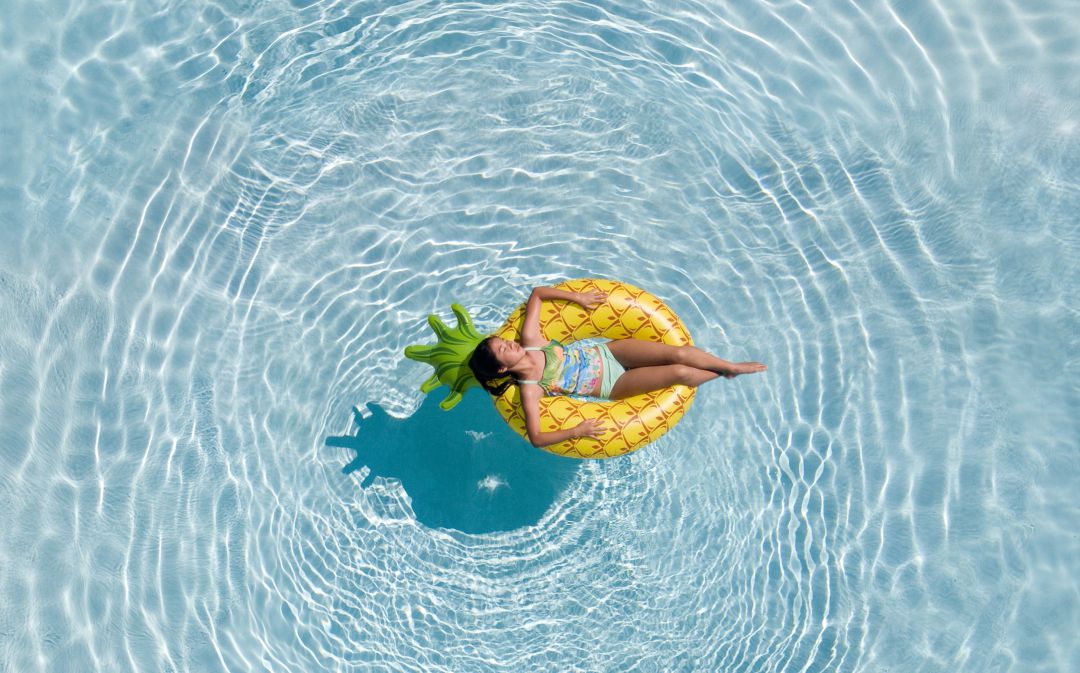 Encuentra la piscina que mejor se amolde a tus necesidades. Encuentra la piscina que mejor se amolde a tus necesidades.