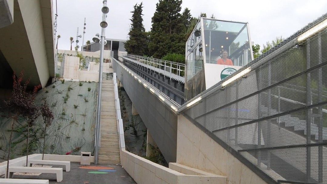 Averiado otra vez el ascensor del Metro de San Juan Bajo