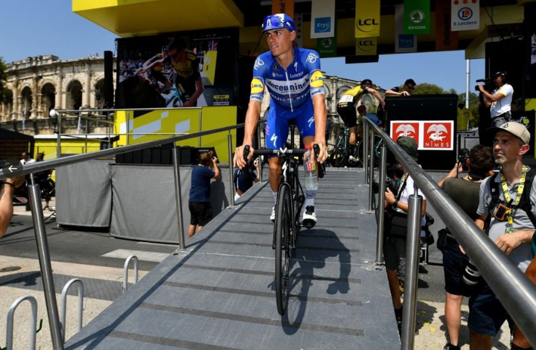 Enric Mas estará para dar una mano a Alaphilippe Enric Mas estará para dar una mano a Alaphilippe