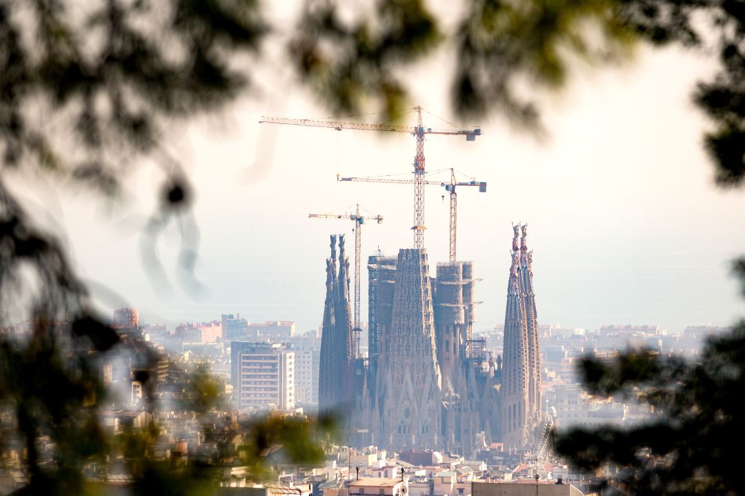 Imagen de la Sagrada Familia en construcción Imagen de la Sagrada Familia en construcción