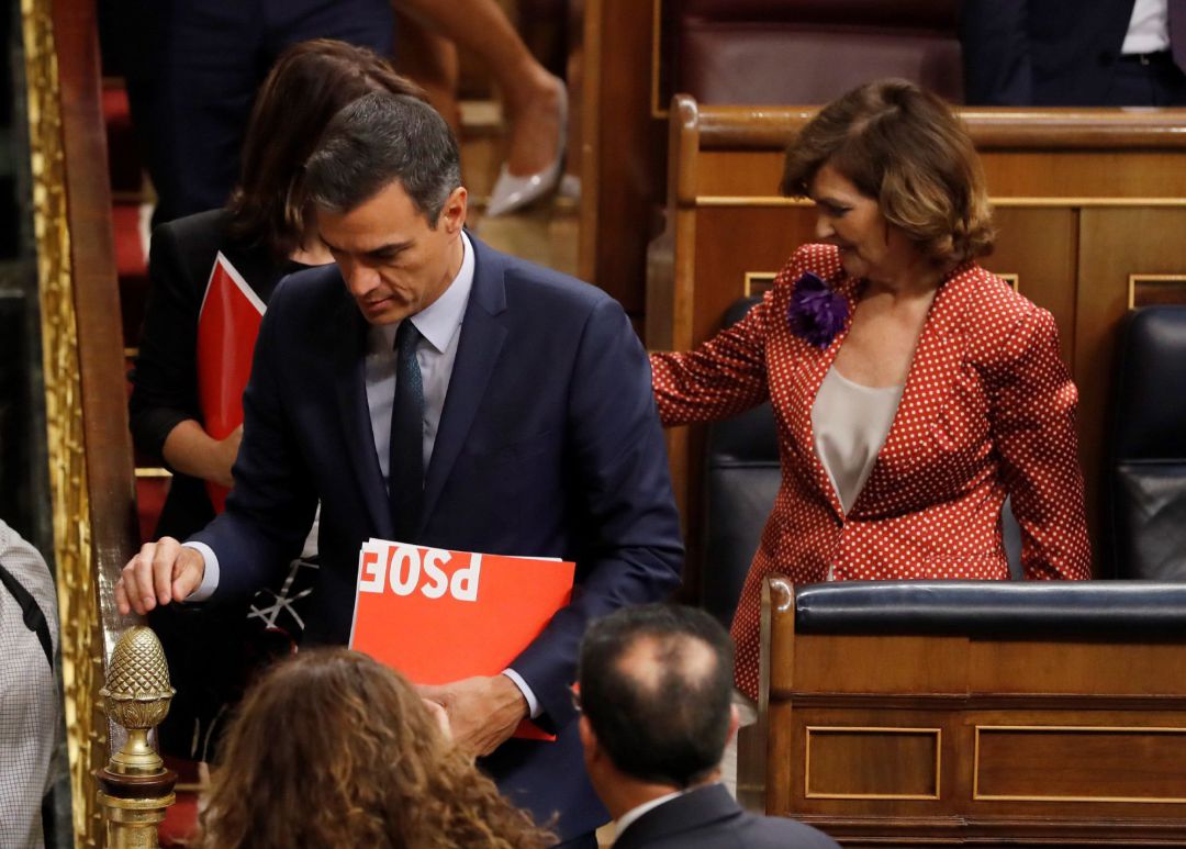 El candidato socialista a la presidencia del Gobierno,.Pedro Sánchez, abandona el hemicíclo después de que el pleno del Congreso haya vuelto a rechazar hoy su investidura, que ha conseguido 124 votos a favor frente a 155 en contra y 67 abstenciones. El candidato socialista a la presidencia del Gobierno,.Pedro Sánchez, abandona el hemicíclo después de que el pleno del Congreso haya vuelto a rechazar hoy su investidura, que ha conseguido 124 votos a favor frente a 155 en contra y 67 abstenciones.