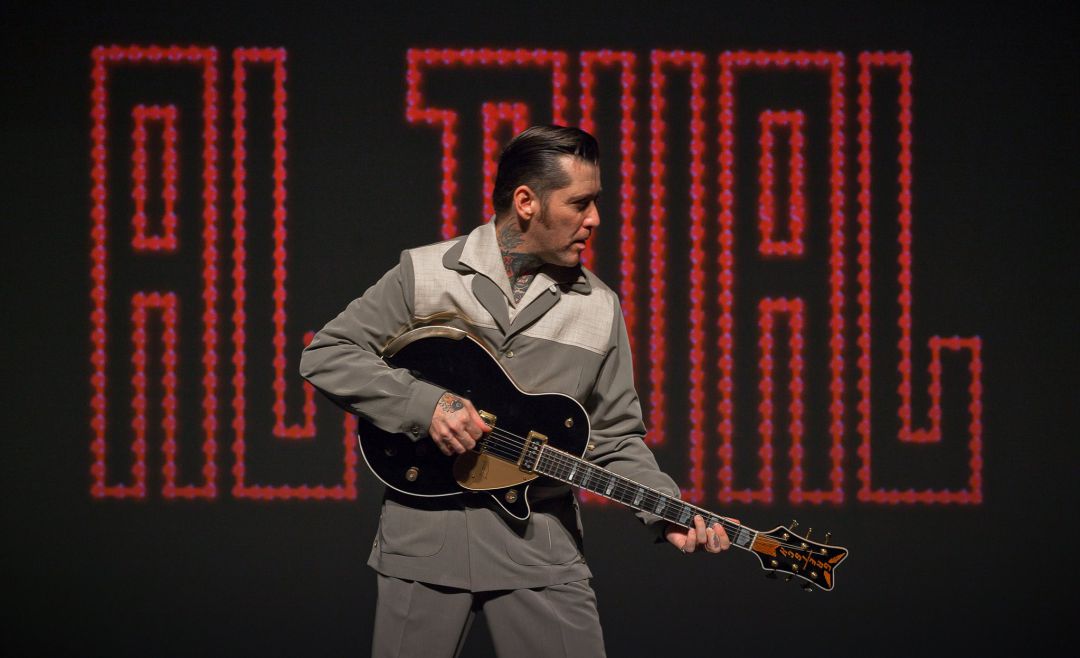 "Me alegra que el 'rockabilly' vuelva a escucharse en España" "Me alegra que el 'rockabilly' vuelva a escucharse en España"