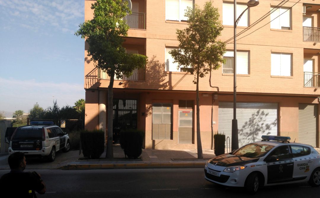 Fachada del inmueble donde ocurrió el suceso. Fachada del inmueble donde ocurrió el suceso.