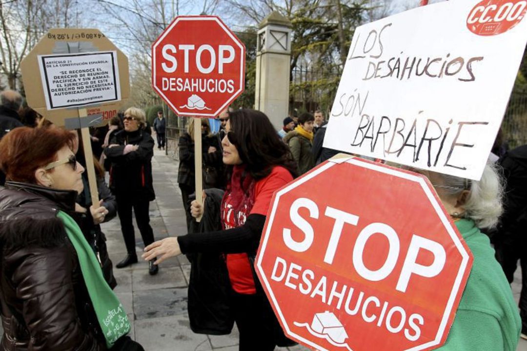 Stop Desahucios alerta del desalojo de una familia con dos menores, uno de ellos discapacitado, en Son Gotleu Stop Desahucios alerta del desalojo de una familia con dos menores, uno de ellos discapacitado, en Son Gotleu