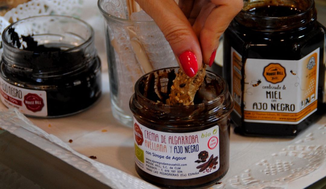 El producto se ha presentado en el marco de la XLVII Feria Internacional del Ajo de Las Pedroñeras (Cuenca). El producto se ha presentado en el marco de la XLVII Feria Internacional del Ajo de Las Pedroñeras (Cuenca).