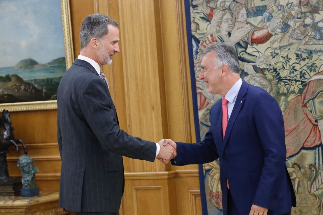 El Rey Felipe VI comparte con Torres la preocupación por la inestabilidad política El Rey Felipe VI comparte con Torres la preocupación por la inestabilidad política