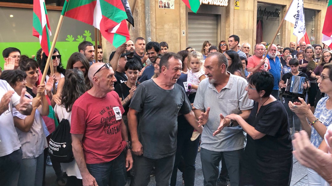 Gorka Landaburu: "Le pido a EH Bildu que haga una autocrítica del pasado"