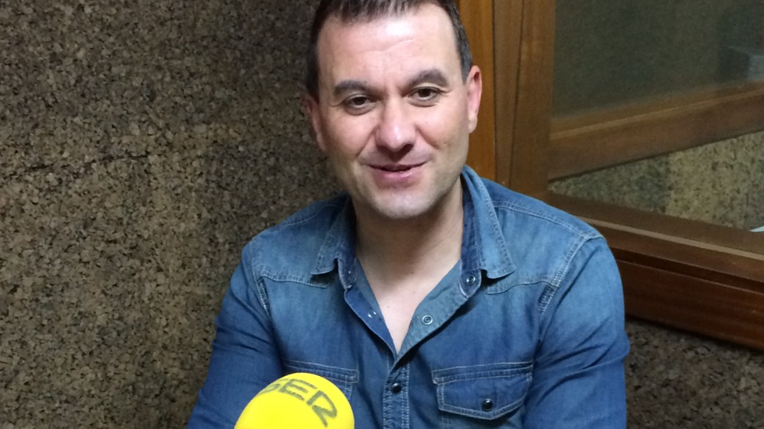 I. Gómez: "No bipartito PP- DO puxéronse soldos astronómicos"
