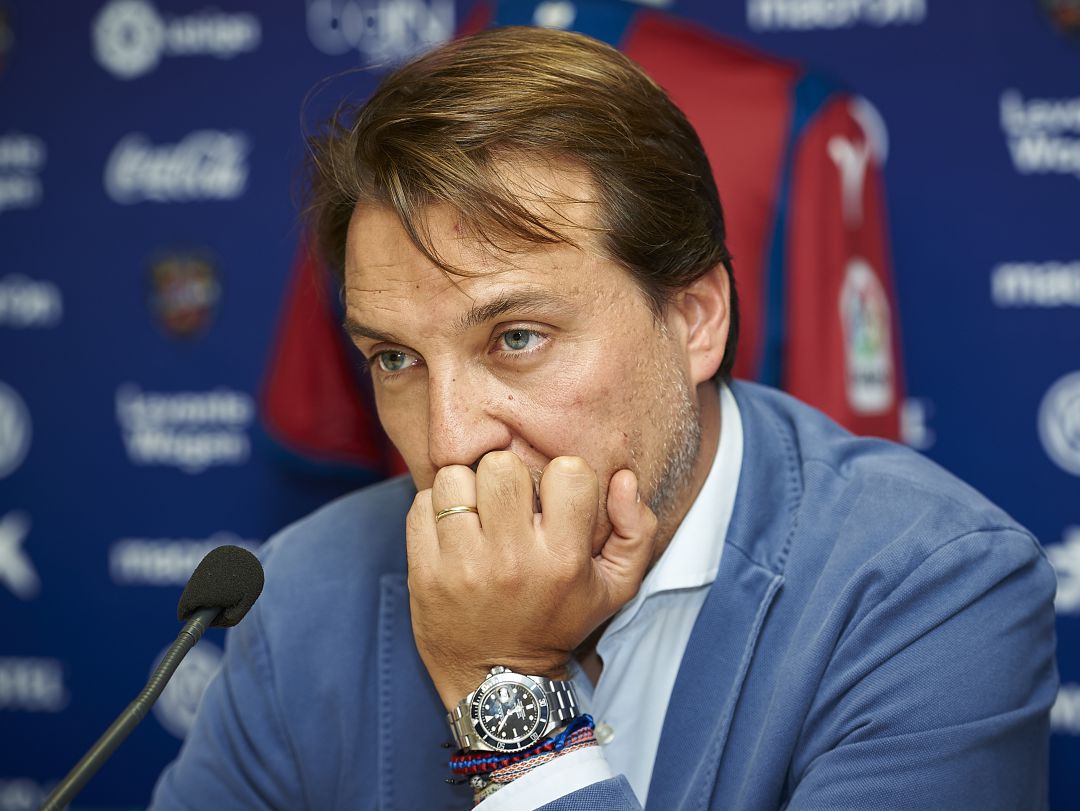 Quico Catalán, en la sala de prensa del Levante Quico Catalán, en la sala de prensa del Levante