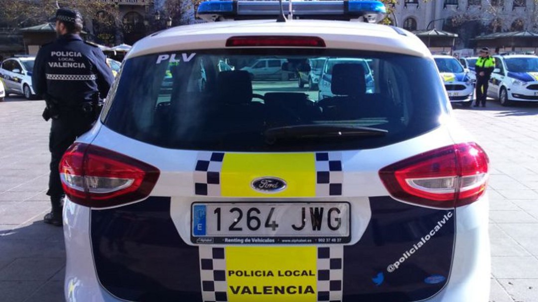Detenido por portar espadas, catanas y cuchillos por la calle