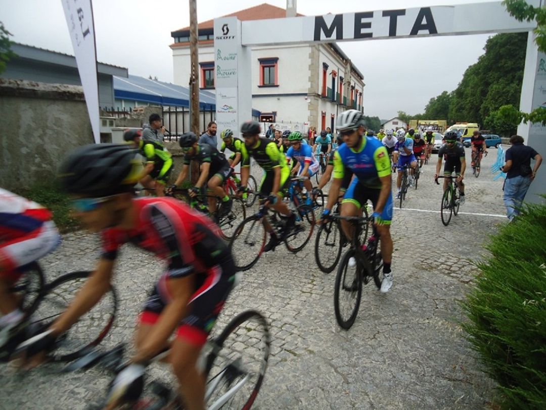 En esta prueba podrán participar cualquier ciclista, hombre o mujer, que se distribuirán en las siguientes categorías: Cadete, Juvenil, Sénior, Máster 30, 40, 50 y 60. En esta prueba podrán participar cualquier ciclista, hombre o mujer, que se distribuirán en las siguientes categorías: Cadete, Juvenil, Sénior, Máster 30, 40, 50 y 60.