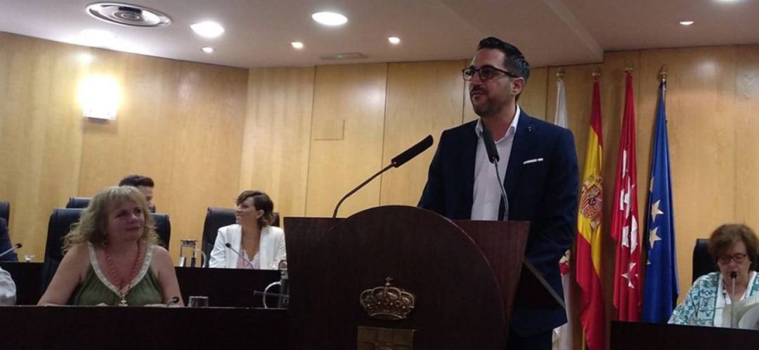 El alcalde, Diego Ortiz, recurrirá a la ministra de Transición Económica para intentar frenar la ampliación del vertedero mancomunado. El alcalde, Diego Ortiz, recurrirá a la ministra de Transición Económica para intentar frenar la ampliación del vertedero mancomunado.