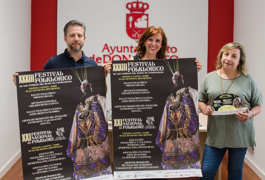 Presentación del Festival Folclórico Pueblos del Mundo Presentación del Festival Folclórico Pueblos del Mundo