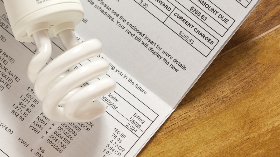 Un sistema por horarios de consumo para ahorrar en el recibo de la luz