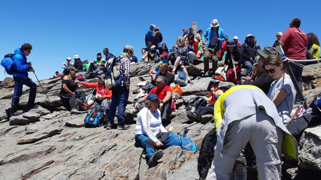 Advierten del peligro que supone la masificación de visitantes en el espacio protegido