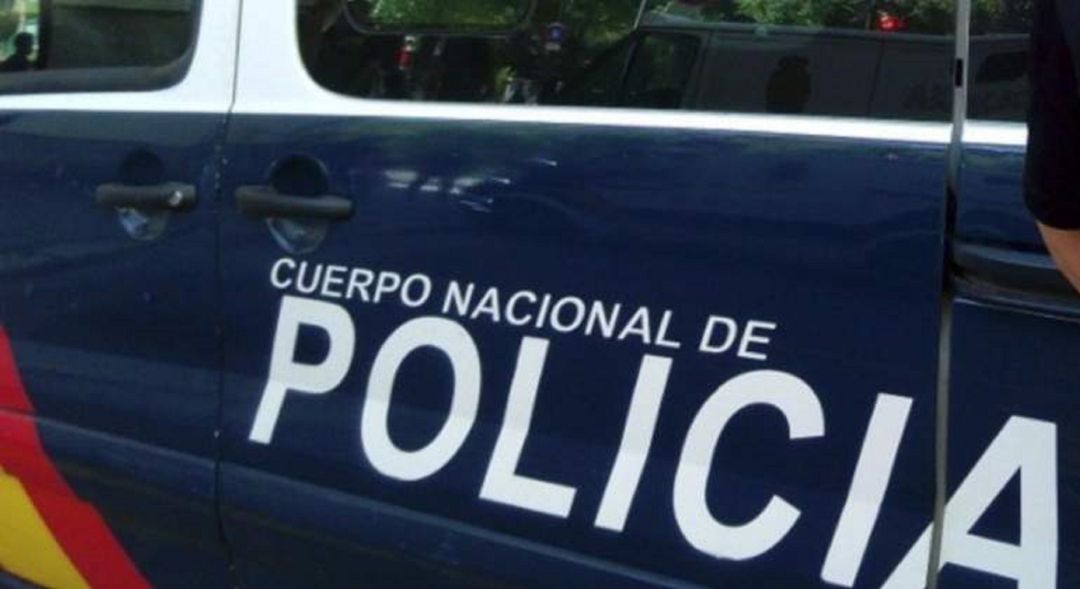 Detenidos en Alicante los cinco hooligans que apedrearon un hotel en Sevilla Detenidos en Alicante los cinco hooligans que apedrearon un hotel en Sevilla