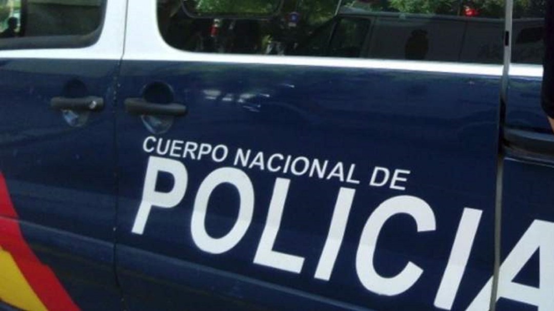 Detenidos en Alicante los cinco hooligans que apedrearon un hotel en Sevilla