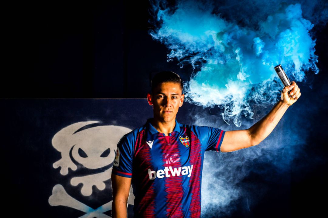 Óscar Duarte, con la camiseta del Levante Óscar Duarte, con la camiseta del Levante