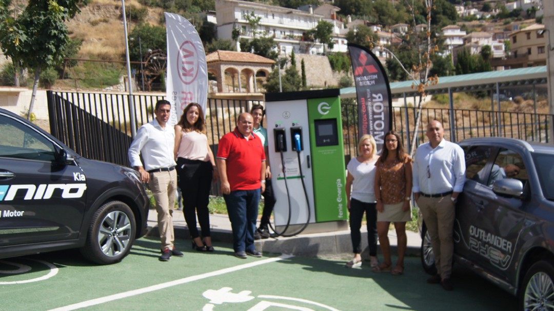 Primeros dos puntos de carga para vehículos eléctricos