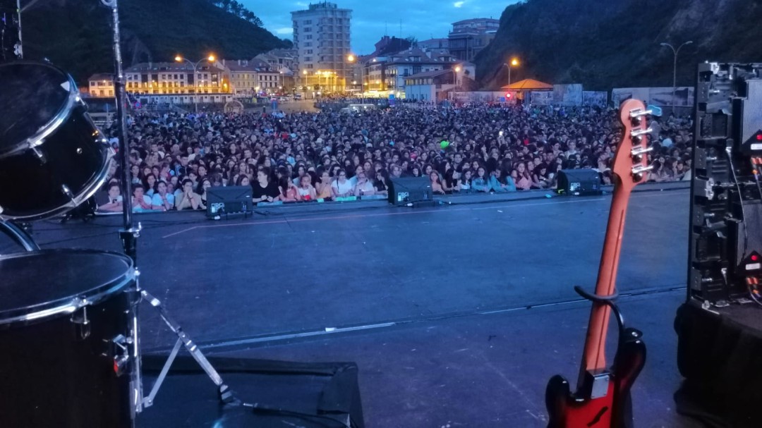 Los40 Summer Live volvió a arrasar en Candás