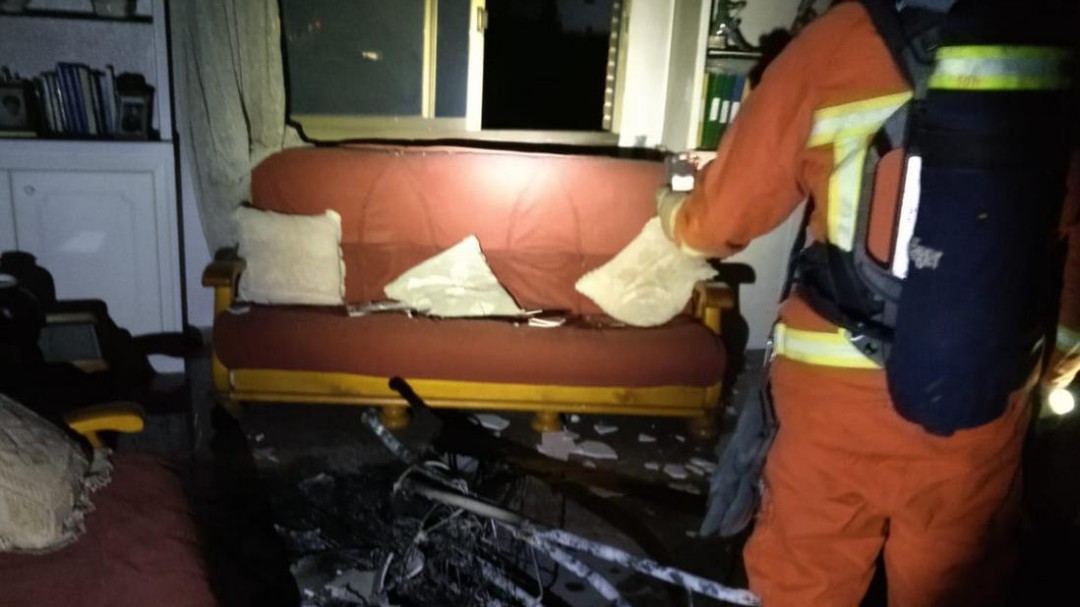 Un incendio causa numerosos daños en una vivienda de Xeraco