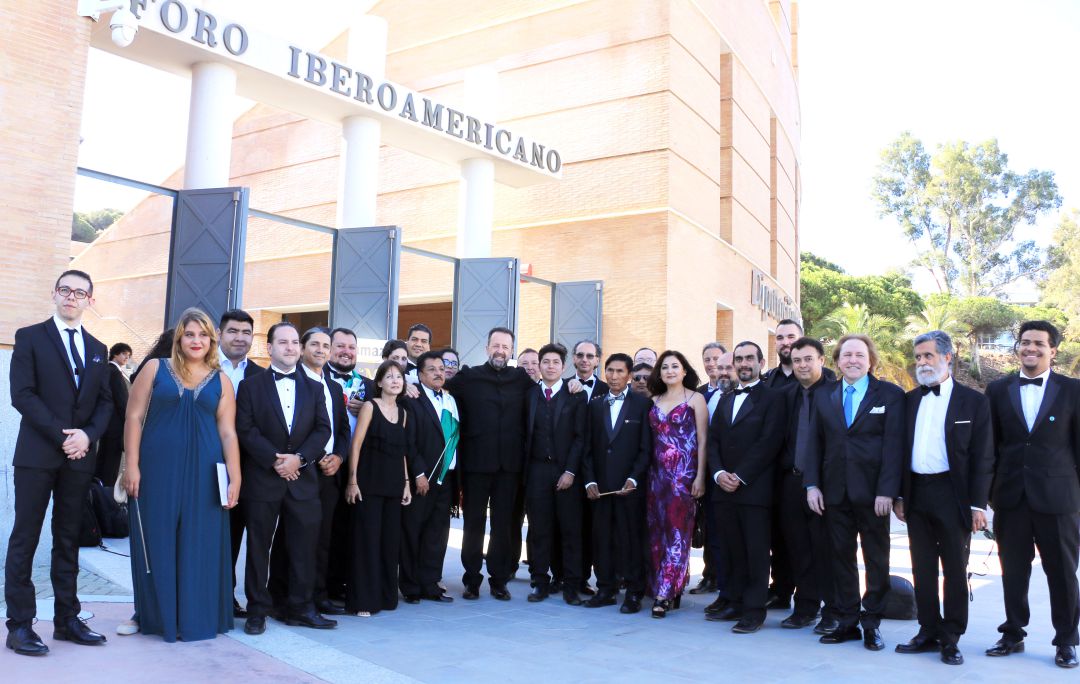 150 músicos de todo el mundo participan en La Rábida en la II Cumbre Mundial de Directores de Orquesta 150 músicos de todo el mundo participan en La Rábida en la II Cumbre Mundial de Directores de Orquesta
