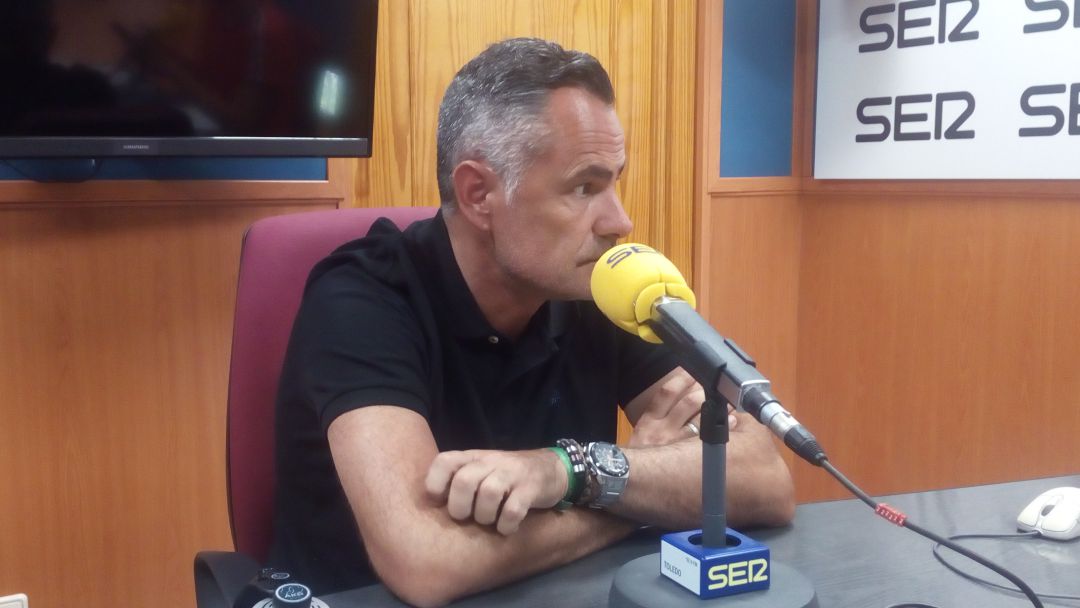 Manu Calleja en los estudios de la SER Manu Calleja en los estudios de la SER