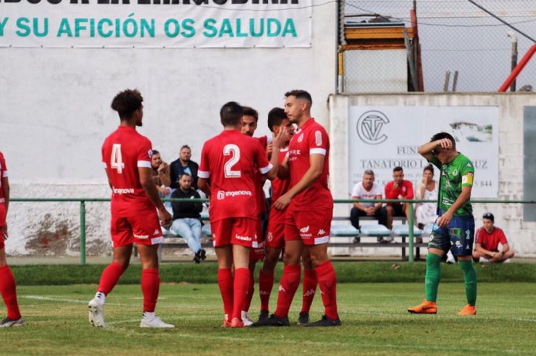 La Cultural celebra uno de sus cuatro tantos en el feudo maragato La Cultural celebra uno de sus cuatro tantos en el feudo maragato