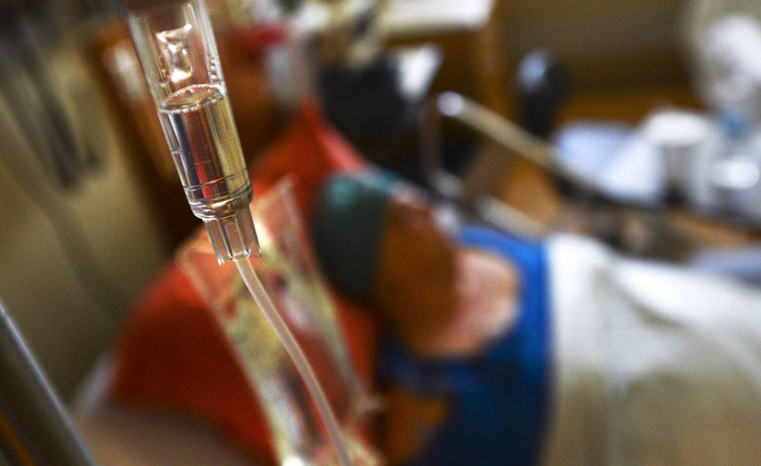 Las sesiones de quimioterapia cierran durante las tardes en el Hospital Clínico San Carlos Las sesiones de quimioterapia cierran durante las tardes en el Hospital Clínico San Carlos