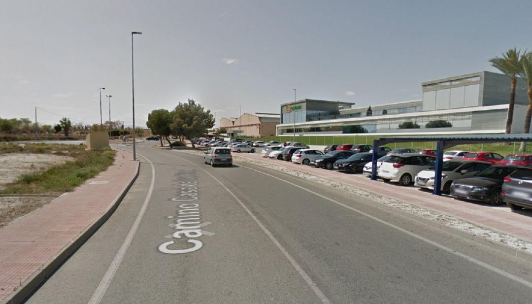 El accidente ha tenido lugar en una empresa de envases metálicos de Las Torres de Cotillas El accidente ha tenido lugar en una empresa de envases metálicos de Las Torres de Cotillas