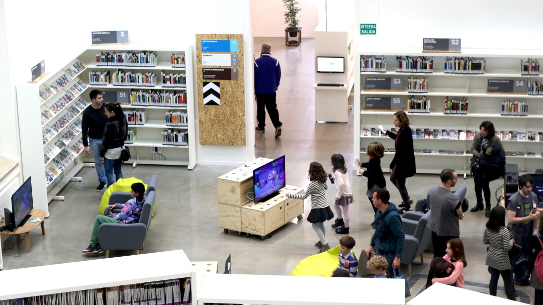 Ubik reabre sus puertas a la ciudadanía