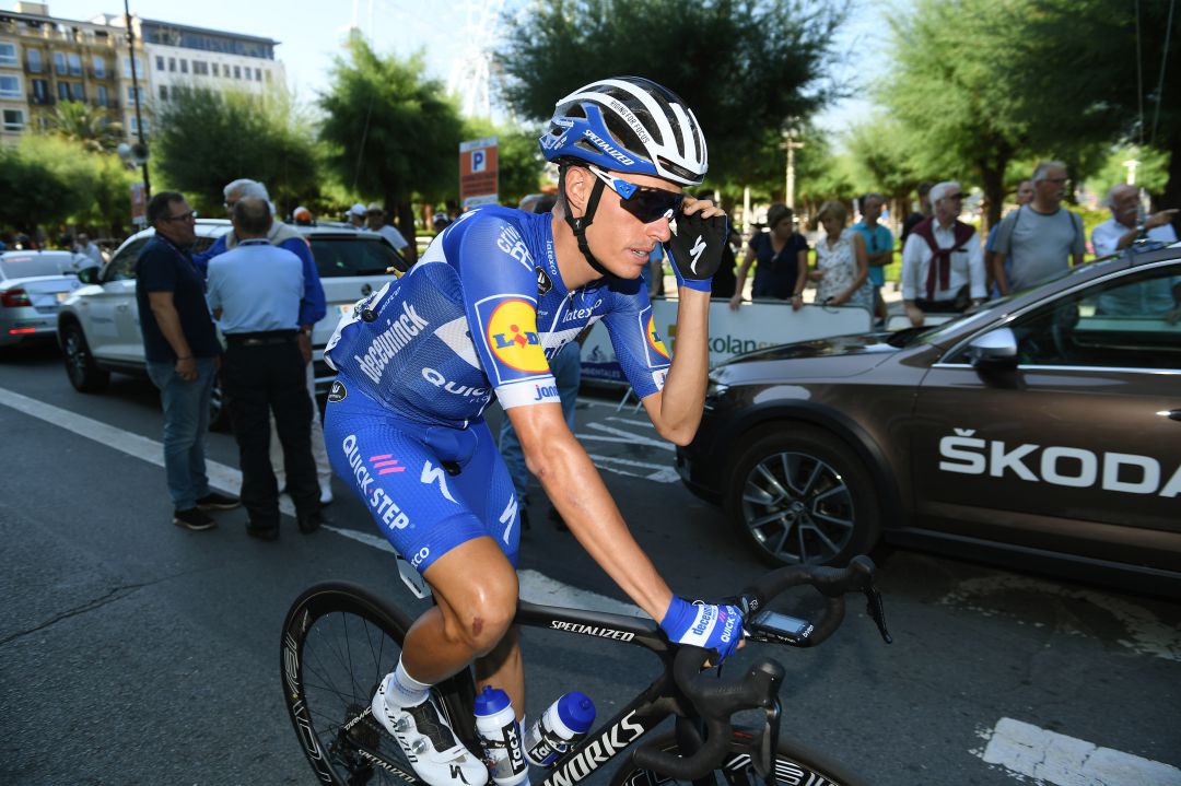 Enric Mas antes de tomar la salida en la Clásica de San Sebastián. Enric Mas antes de tomar la salida en la Clásica de San Sebastián.