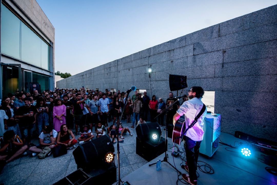 Concierto de Amaro Ferreiro en el Museo del Mar Concierto de Amaro Ferreiro en el Museo del Mar