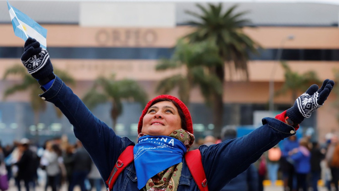 Argentina vota en primarias para definir la batalla presidencial
