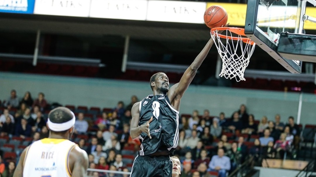 El HLA Alicante firma al pivot senegalés Bamba Fall