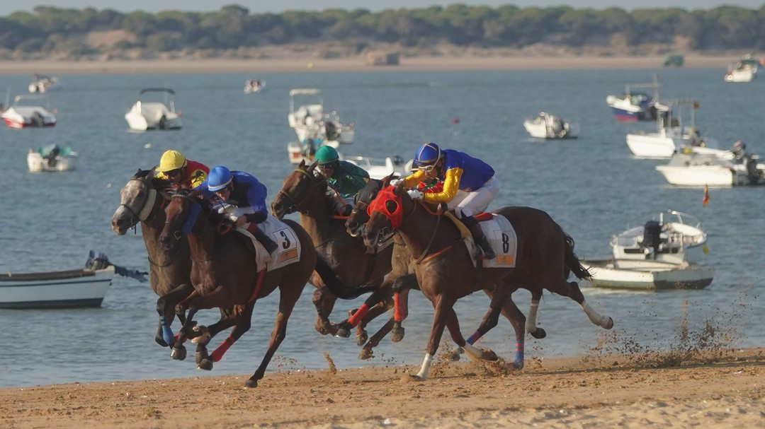 Comienzan las Carreras de Caballos en Sanlúcar